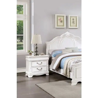 Windsor White 2-Drawer Nightstand