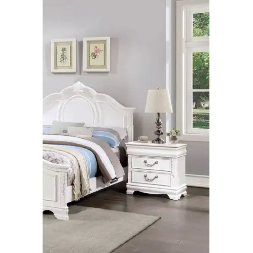 Windsor White 2-Drawer Nightstand